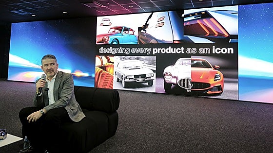 Gilles Vidal, el niño que dibujaba coches