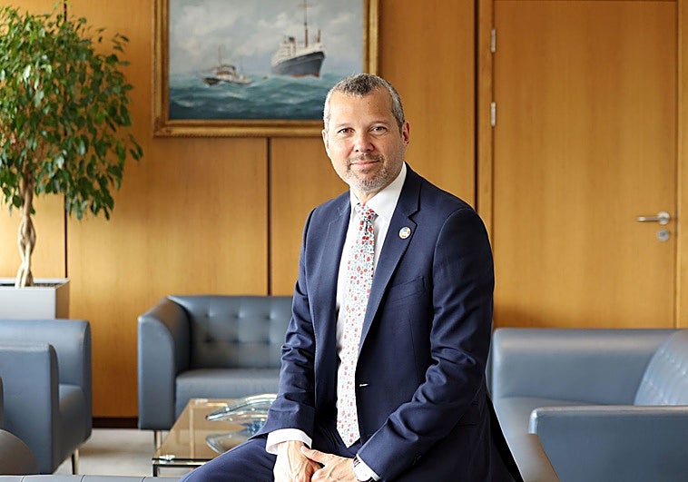 Arsenio Domínguez: «Lo que más nos preocupa es la salud mental de los marinos»