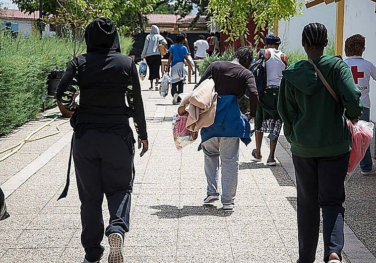 Extremadura ante el pacto PP-Vox: es la región que menos migrantes recibe