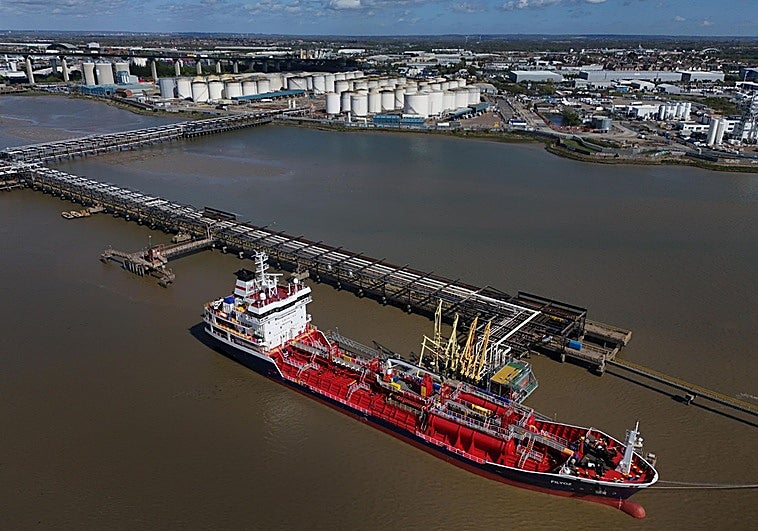 El gas y el petróleo se estancan bajo la sombra del conflicto en el estrecho de Ormuz