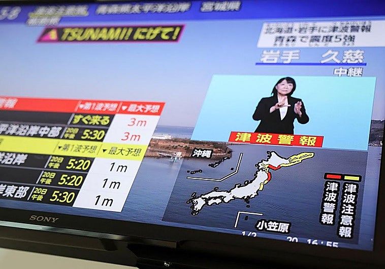 Japón en alerta por tsunami tras registrarse un terremoto de 7,4