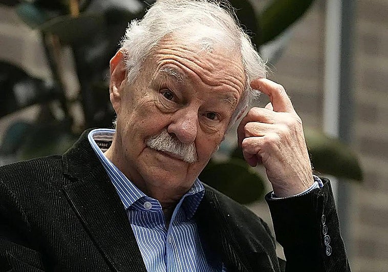 La petición de desvincular Sant Jordi del Día del Libro de Eduardo Mendoza desata la indignación nacionalista