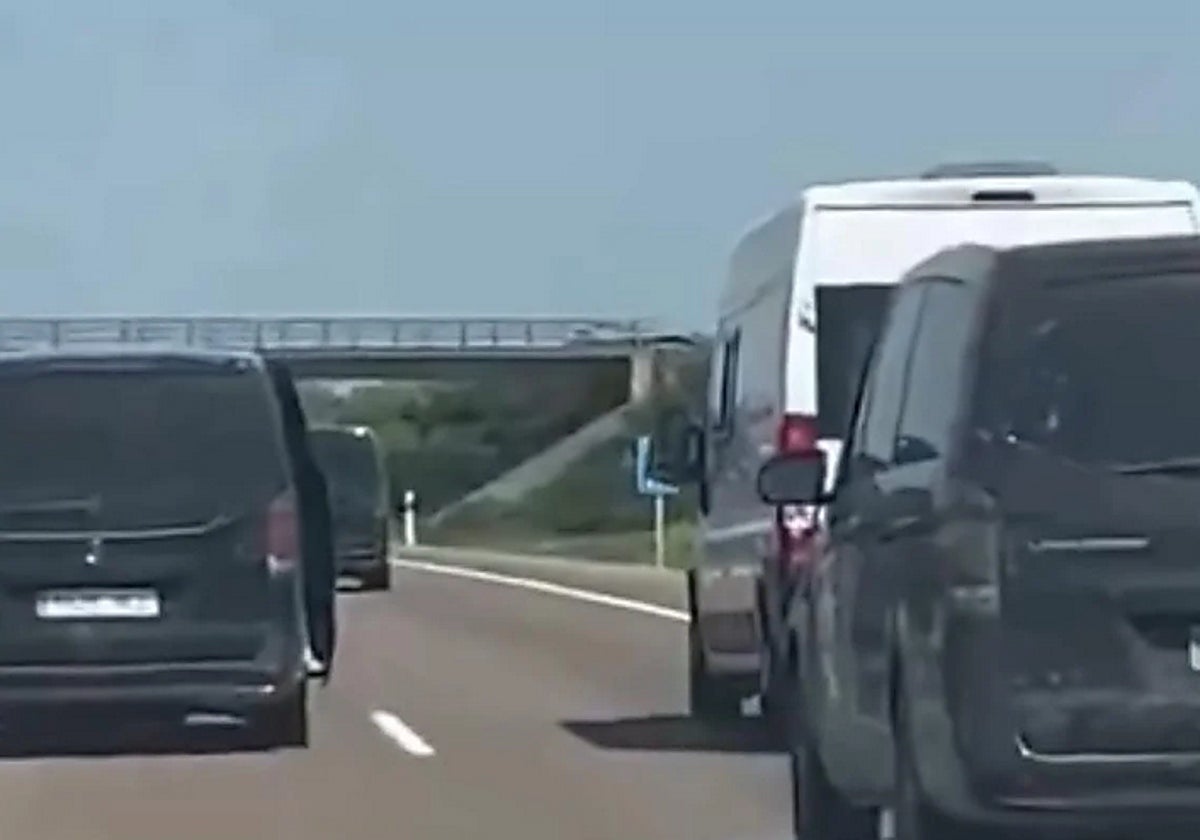 33-Year-Old Man Arrested by Spanish Civil Guard for Alleged Reckless Driving Offense