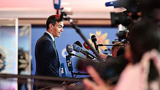 Sánchez responde que España es un «socio leal» dentro de la OTAN y que tiene «tranquilidad absoluta»