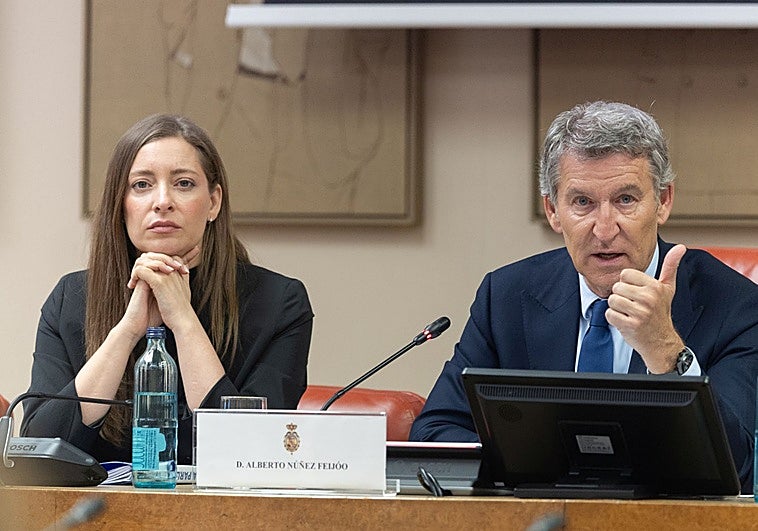 Feijóo resitúa el foco en la gestión del Gobierno un año después del apagón