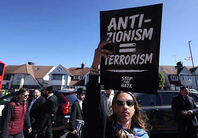 El sospechoso del ataque antisemita de Londres pasó por el programa de prevención antiterrorista