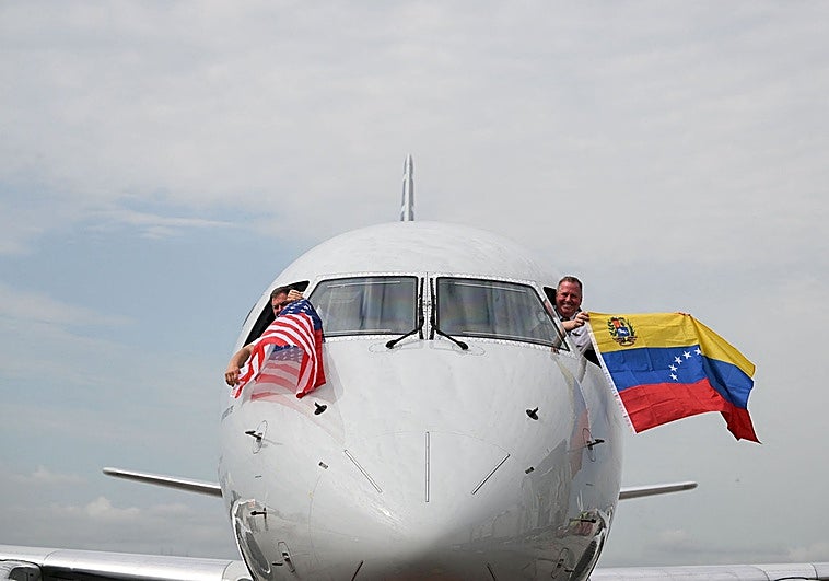 Se reanudan los vuelos entre Estados Unidos y Venezuela siete años después