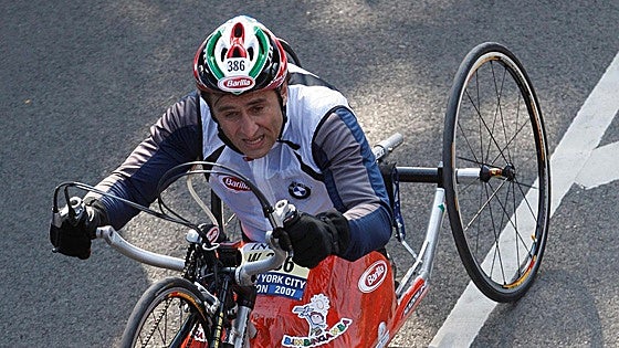 Muere a los 59 años el expiloto de F1 y campeón paralímpico Alex Zanardi