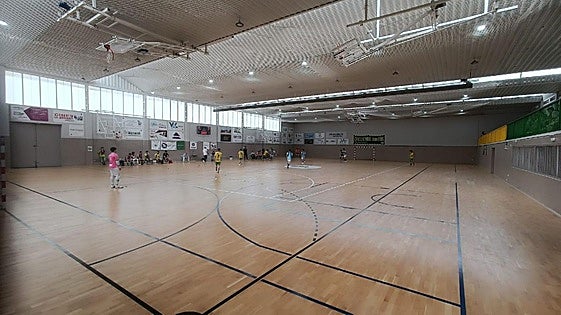 Un árbitro de fútbol sala sufre fractura de nariz y pómulo tras ser agredido por un jugador en Ciudad Real