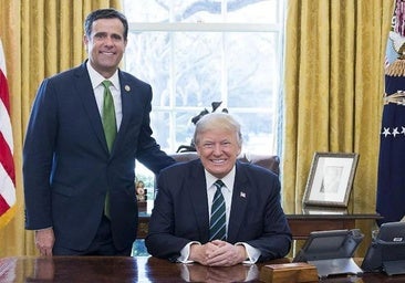 El director de la CIA, John Ratcliffe, y el presidente estadounidense.
