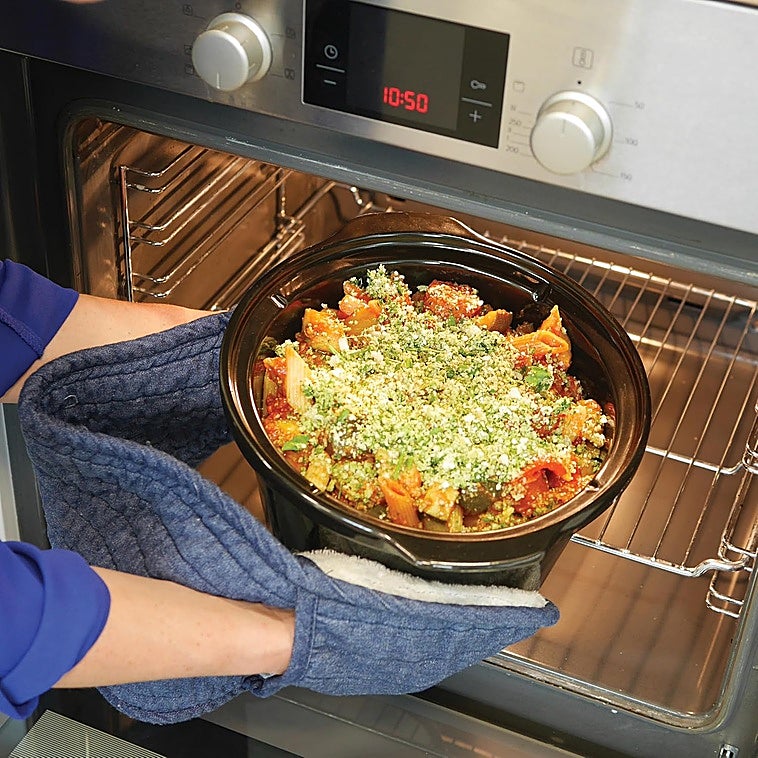 Cocina platos deliciosos a baja temperatura con esta Crock-Pot de cocción lenta programable