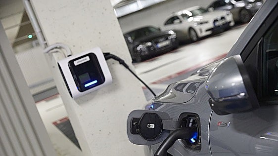 Las ventas de coches eléctricos en España crecen el doble que en Europa