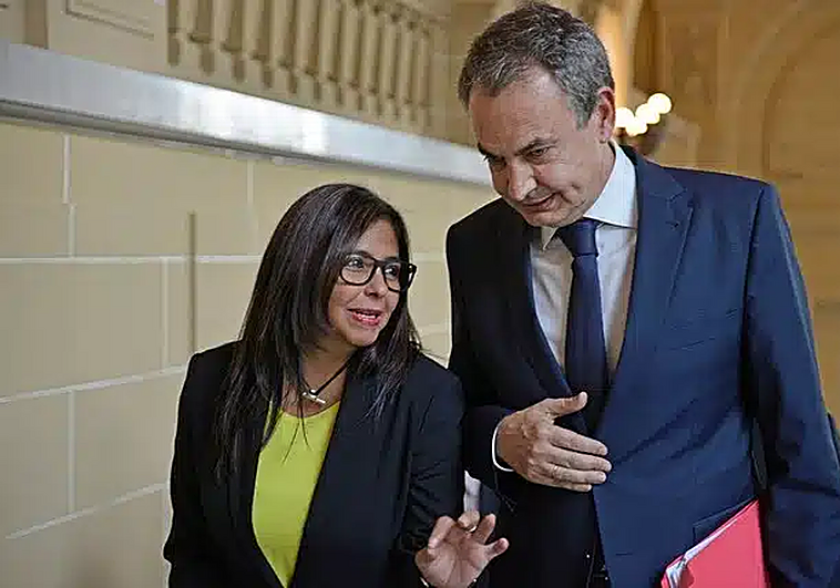 Vox pide a la Audiencia Nacional que retire el pasaporte a Zapatero por riesgo de fuga