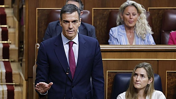 Sánchez certifica «todo» su apoyo a Zapatero y vuelve a descartar elecciones