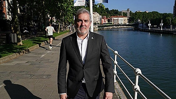 «Lo oportuno es que Sánchez se someta a una cuestión de confianza»