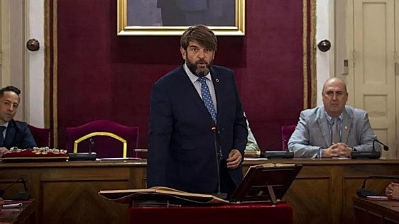 El portavoz de Vox en Alcalá de Henares, denunciado por presunto acoso sexual y también laboral