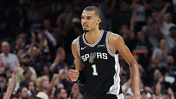 Wembanyama apresa a los Thunder y los Spurs abocan las Finales del Oeste al séptimo partido