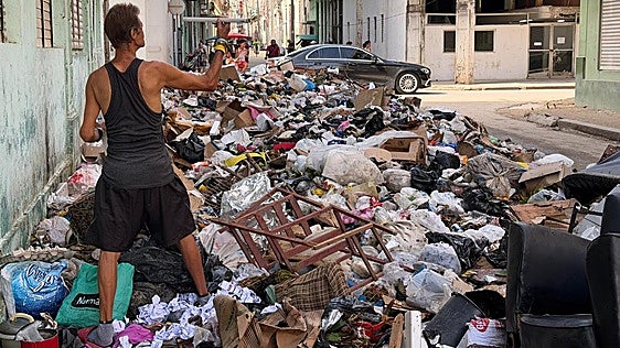 Las calles de La Habana se llenan de basura