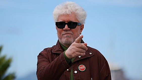 Pedro Almodóvar lanzará en octubre su primera novela