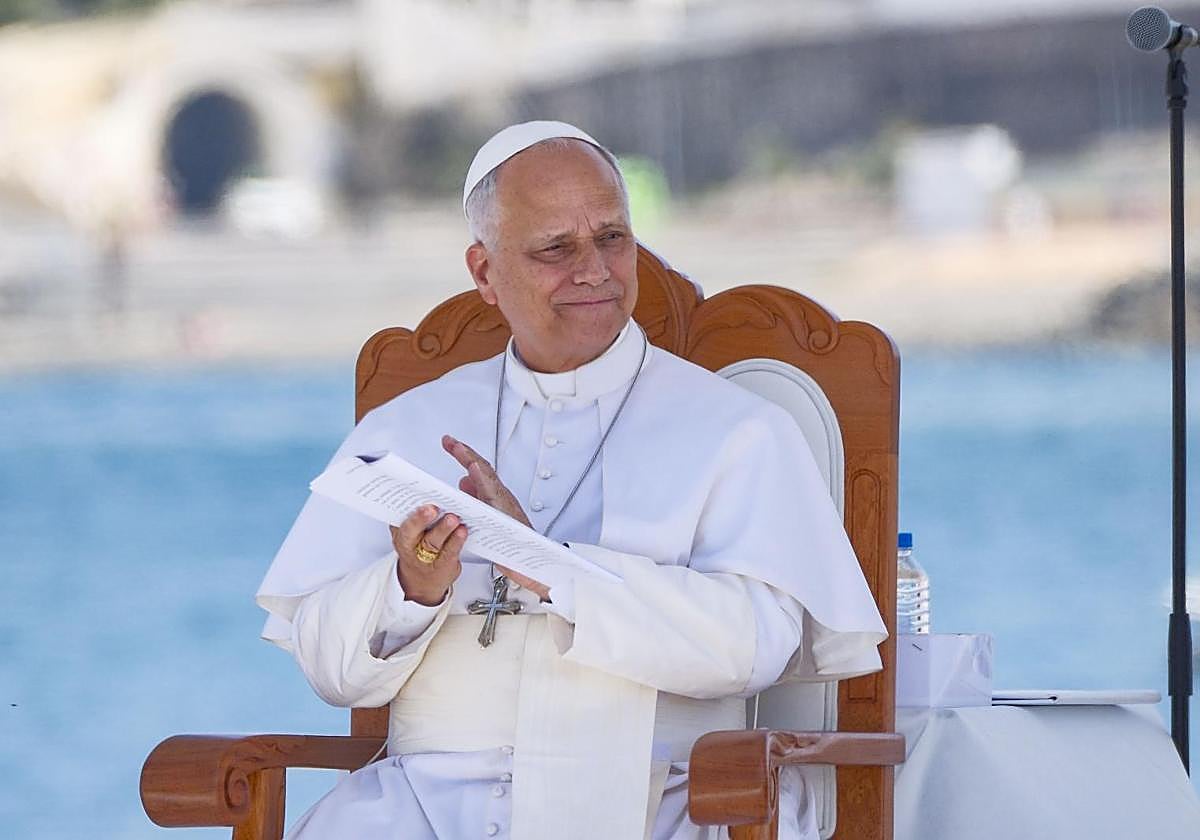 El Papa: «Europa no puede acostumbrarse a que el mar sea un cementerio sin lápidas»