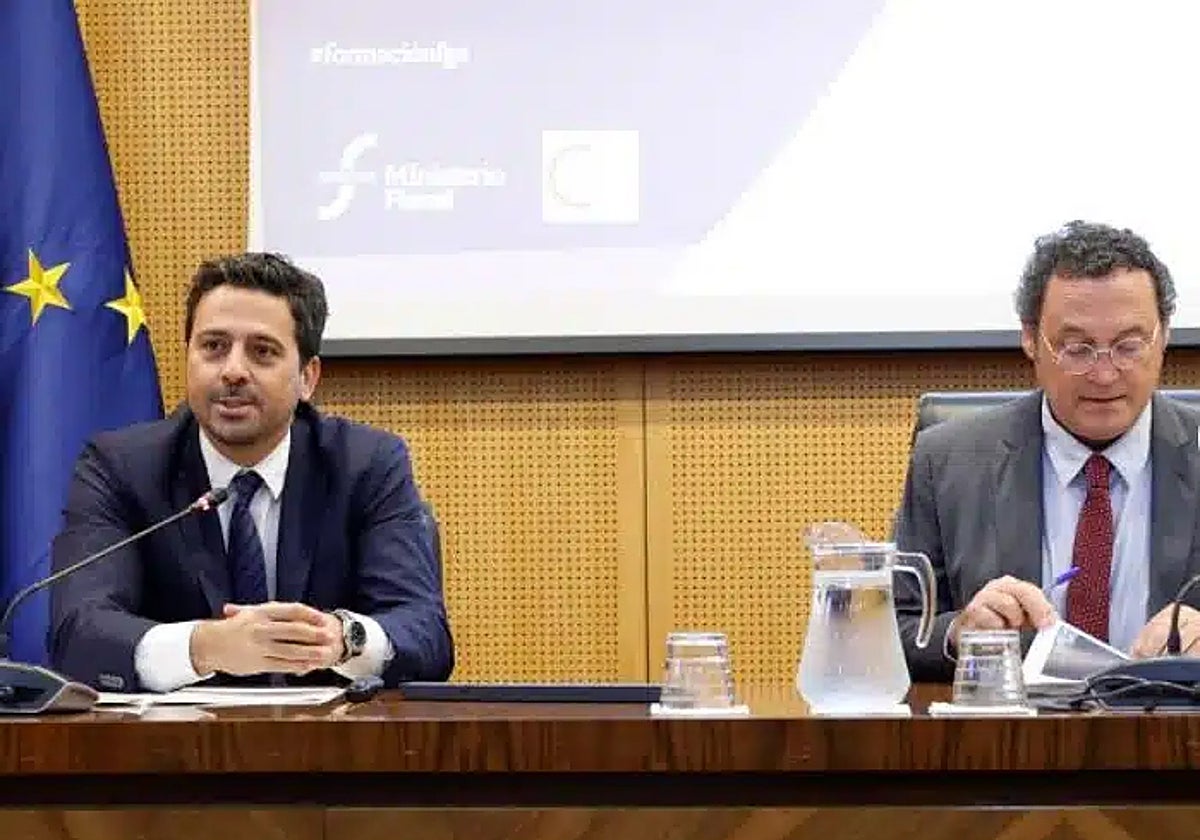 Asociaciones de fiscales reclaman a Peramato investigar las reuniones de Leire Díez en Fiscalía General