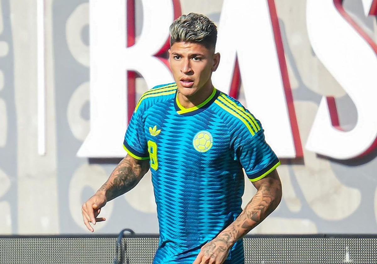 Vídeo resumen y goles del Uzbekistán-Colombia (1-3)