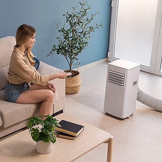 Se acabó pasar calor en casa con estos aires acondicionados portátiles