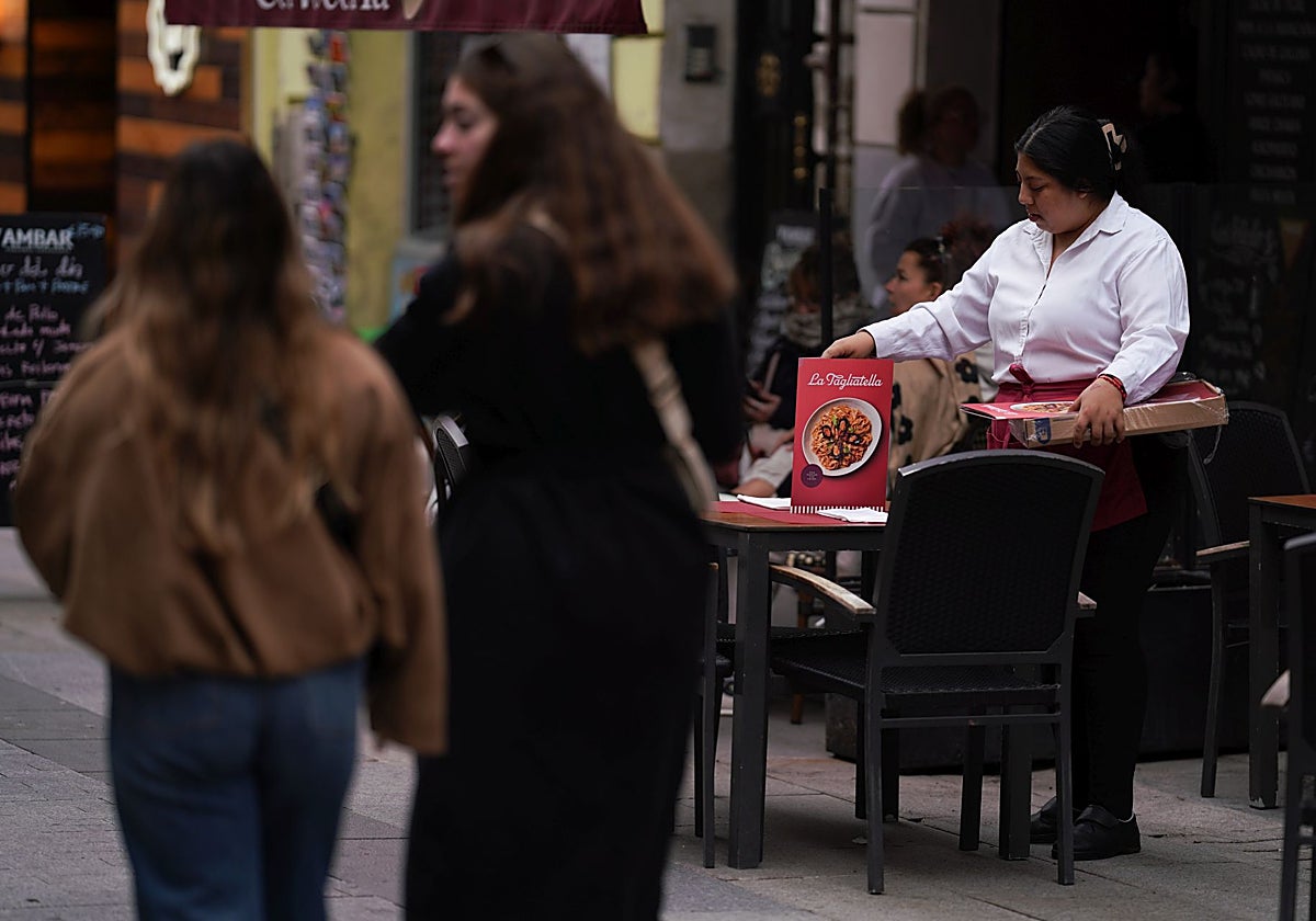 Los costes laborales y los salarios alcanzan cifras récord de los últimos 26 años