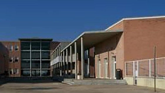 Dos menores, interceptados al intentar matar a una compañera en un instituto de Valencia