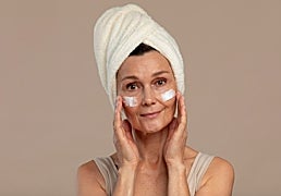 Los mejores tratamientos con retinol para hidratar, iluminar y rejuvenecer la piel