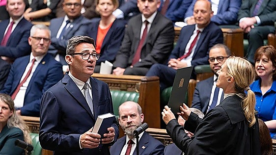 Líderes laboristas planean disputarle a Burnham el relevo de Starmer
