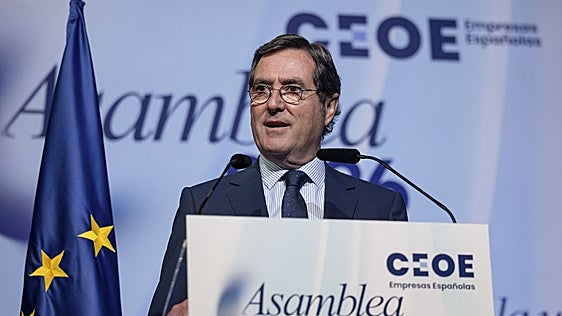 Garamendi adelanta las elecciones a la presidencia de la CEOE a principios de otoño