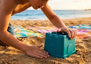 Si te vas a la playa, no te pierdas estos sets infantiles para hacer castillos en la arena