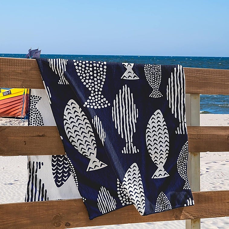 No te quedes corto con el tamaño y compra una de estas toallas XXL para la playa, el campo o la piscina