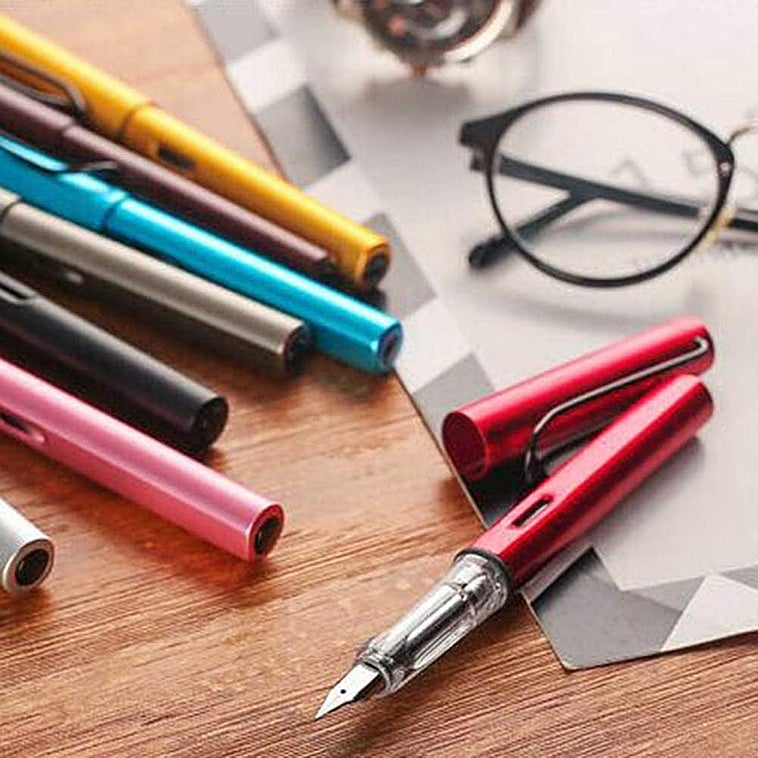No te pierdas estas plumas estilográficas para regalar a gente que le gusta escribir a mano