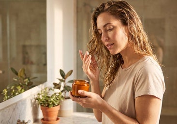 Repara las puntas abiertas y dale más brillo a tu cabello con estas mascarillas de keratina