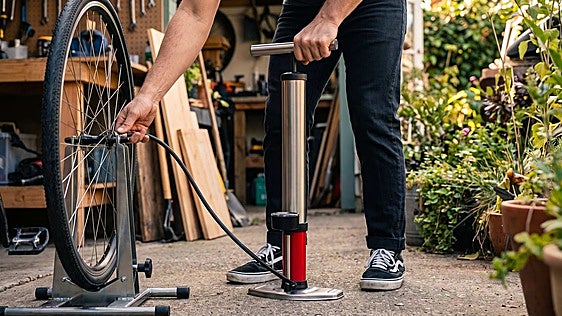 Las mejores bombas de pie con manómetro para tus ruedas de bici