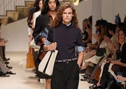 Del savoir-faire de Tod's a la ligereza arquitectónica de Sportmax: lo mejor de la cuarta jornada de la Semana de la Moda de Milán