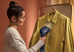 Se acabaron las arrugas en los viajes con estas mini planchas de vapor que podrás llevar siempre contigo