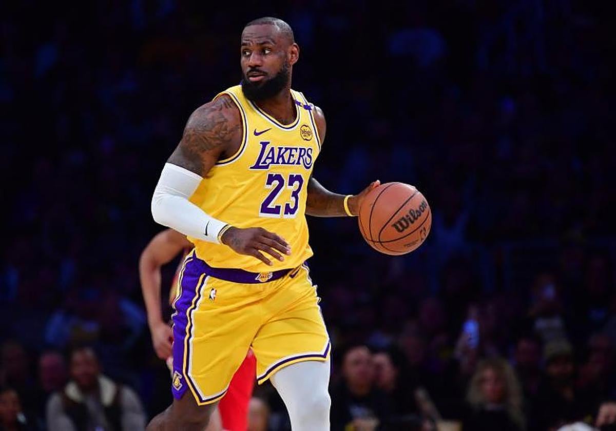 LeBron James pone fin a una era en los Lakers y revoluciona la NBA