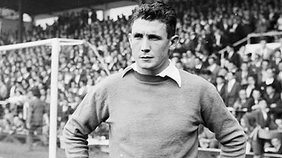 Muere Carmelo Cedrún, leyenda del Athletic y portero de los 'Once Aldeanos'