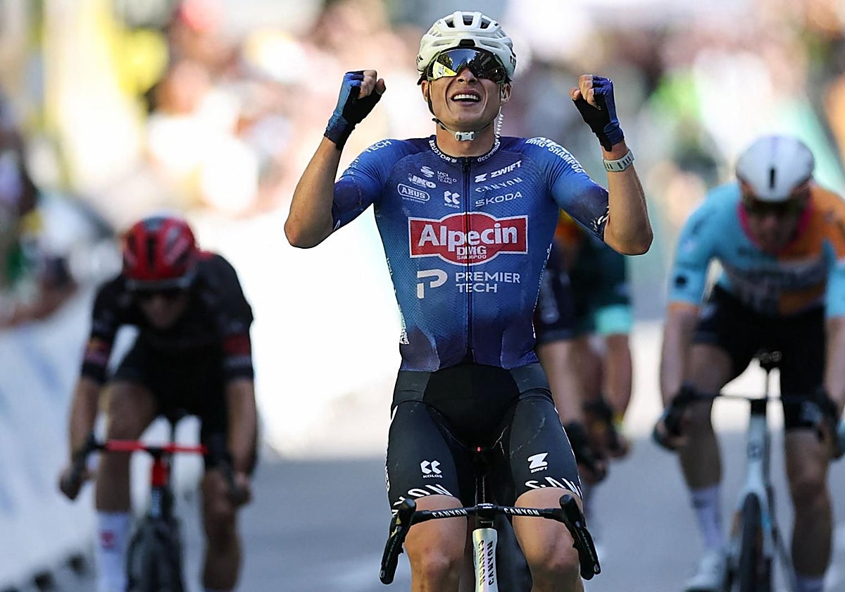 Philipsen recupera la puntería en Voiron en un Tour sin respiro