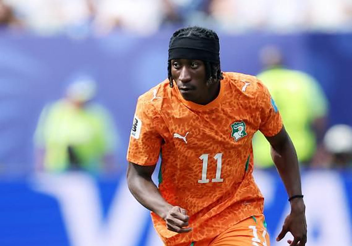 Yan DIomande, con Costa de Marfil.