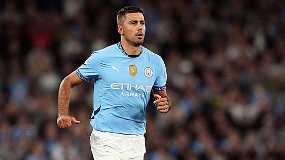 Rodri vuelve al trabajo con el Manchester City pendiente del Barça