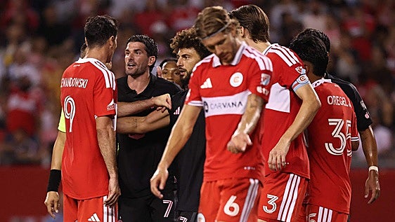 De Paul y Lewandowski se encaran en la MLS: «¿Quién eres, bobo? Yo gané dos Copas América y un Mundial. ¿Y tú?»