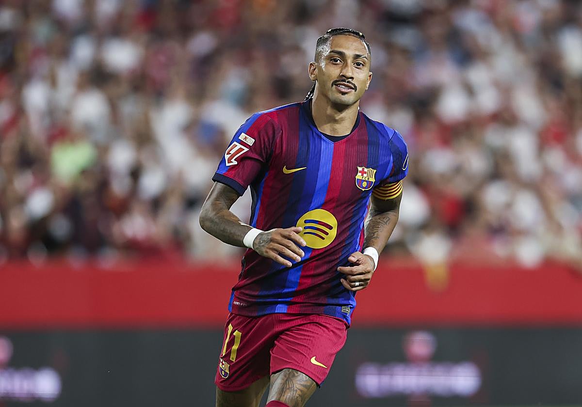Raphinha tras marcar un gol ante el Sevilla.