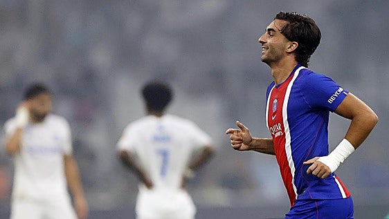 Ferran Torres brilla en París y pone en una complicada tesitura a Luis Enrique