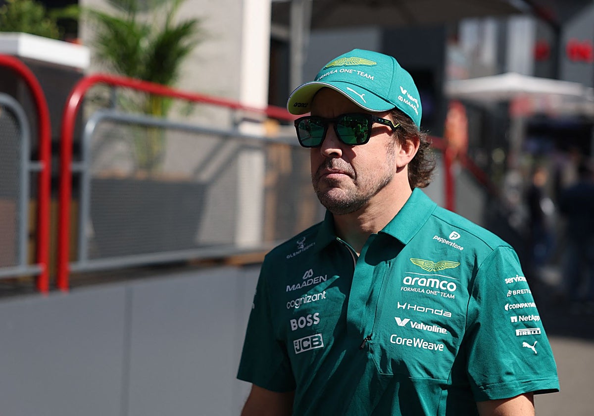 Alonso renueva con Aston Martin