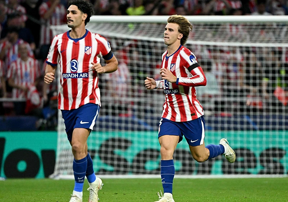 Johnny y Barrios, en el partido ante el United.