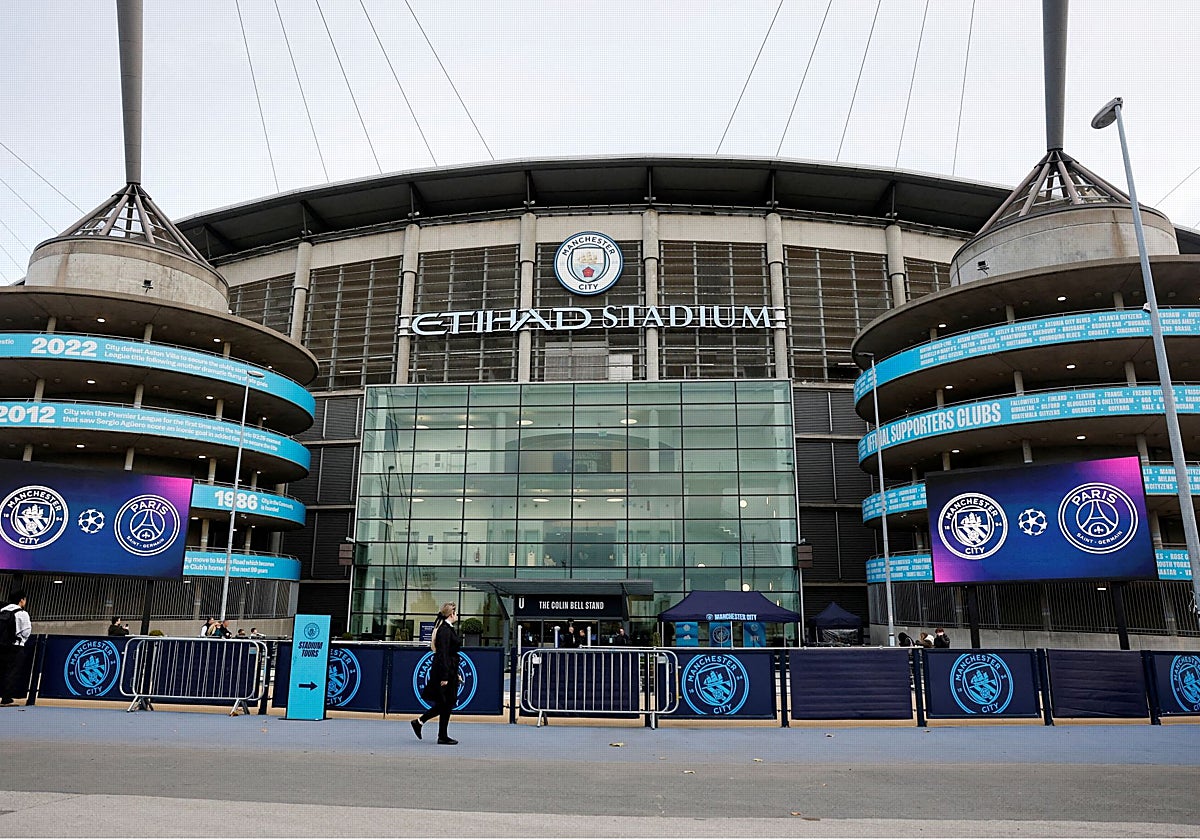 Accesos al Etihad Stadium, hogar del Manchester City.